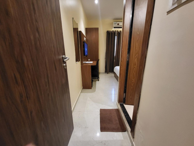 Others 3, Wynd hotel, Mumbai Suburban