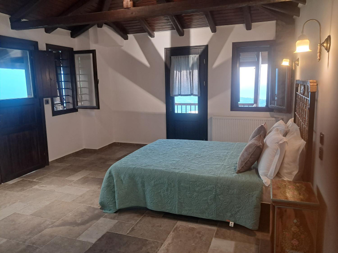 Bedroom 2, Nykteri Heritage House Olympus & Sea View, Central Macedonia