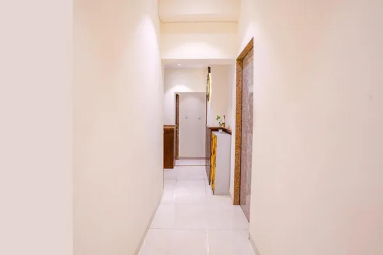 Public Area 2, FabHotel Dhanlaxmi Residency, Thane