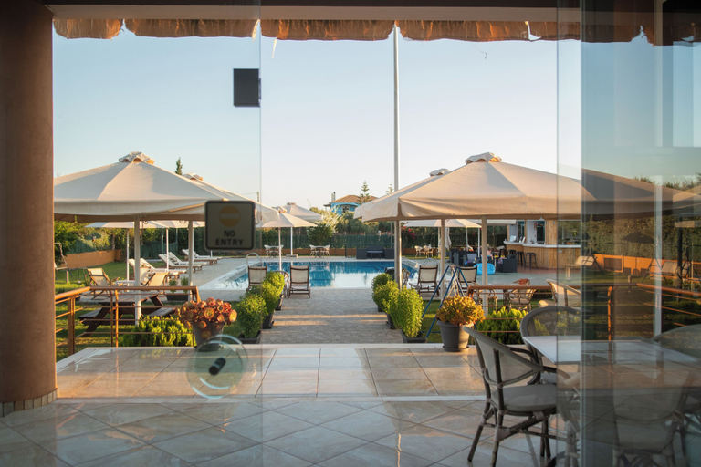 Food & Drinks 5, Stomio Villague, Peloponnese