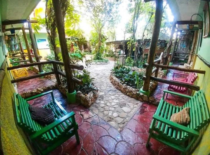 Others 3, Hostal Dona Chava, Pedernales