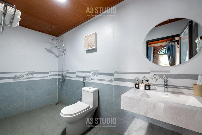 Bathroom 2, Tam Coc Pomelo Garden, Hoa Lư