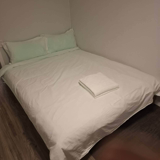 Room 3, 2 Bedroom garden chalet, Rotorua