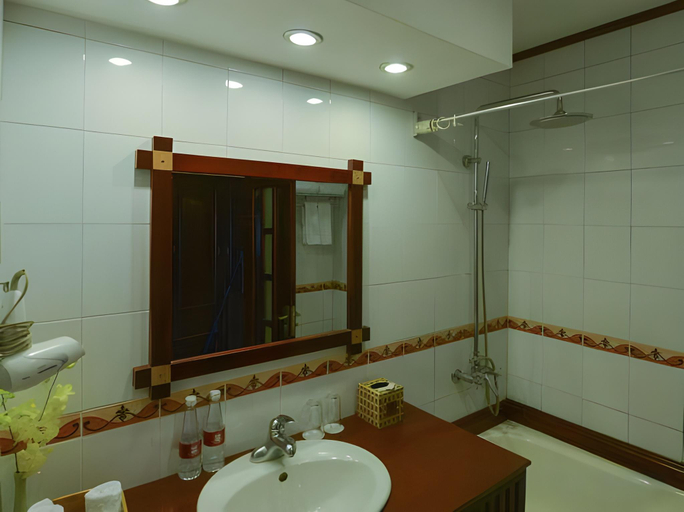 Bathroom 5, Chau Long Sapa II Hotel, Sa Pa
