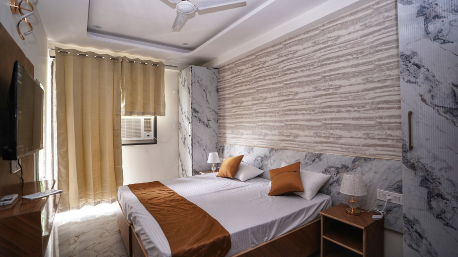 Room 4, Anvi Residency - PG For Girls, Gurgaon
