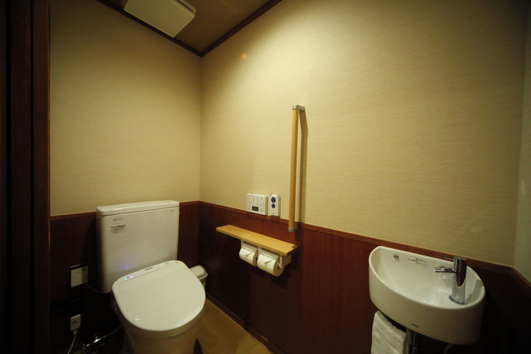 Bathroom 5, Hodoai no Yado Roppokan, Ukiha