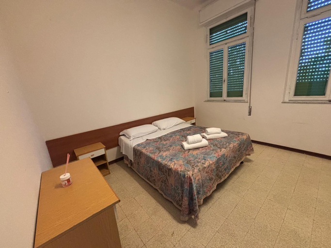 Room 2, Baia Serena, Rimini