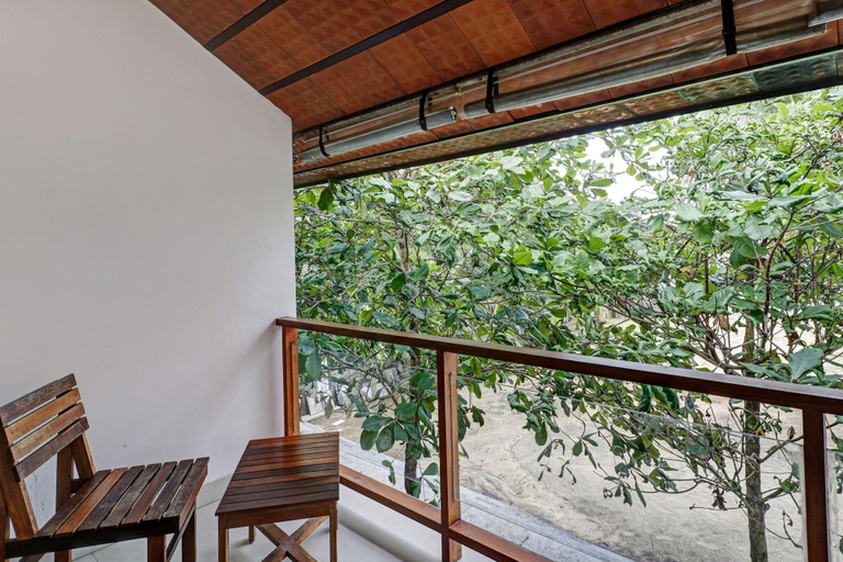 Balcony 2, Premium Deluxe Palette Sealine Stay 2, Ernakulam