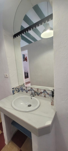 Bathroom, Georgesville, Málaga