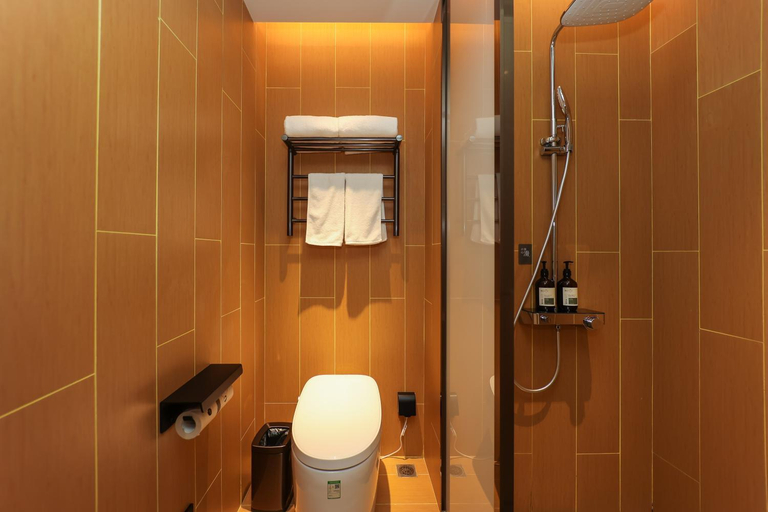 Bathroom 3, Ji Hotel Hangzhou Tonglu, Hangzhou