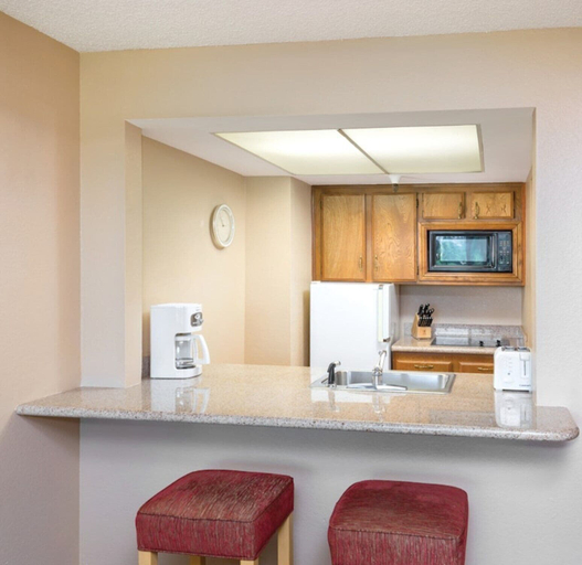 Private kitchen 5, Tahquitz Creek Golf Condo Resorts, Riverside