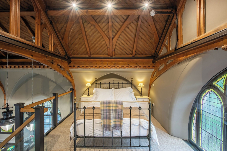 Room 4, Grade C Church in Cannich, Sleeps 2 w/ Parking, Highland