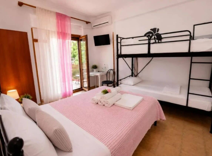 Bedroom 4, Gallery, Central Macedonia