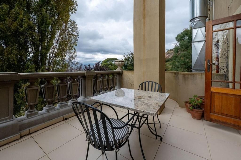 Others 5, IL Castello Boutique Hotel, Thabo Mofutsanyane