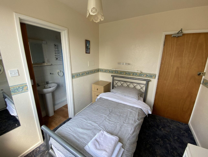 Bedroom 5, Friends Hotel, Isle of Wight