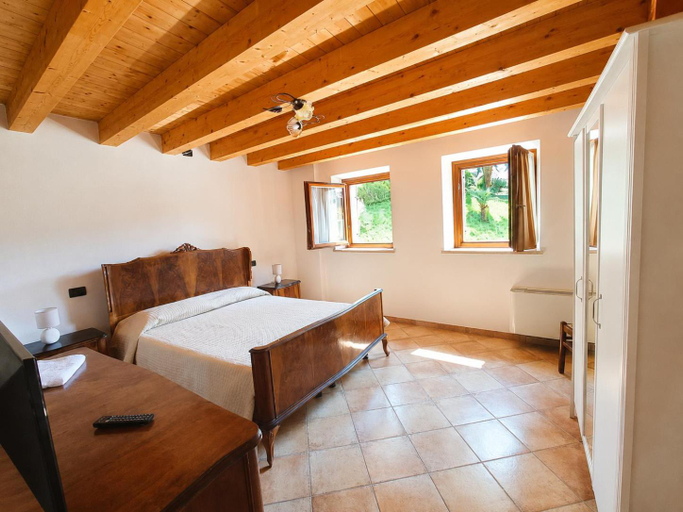 Bedroom 2, Agriturismo Corte Maccini, Verona