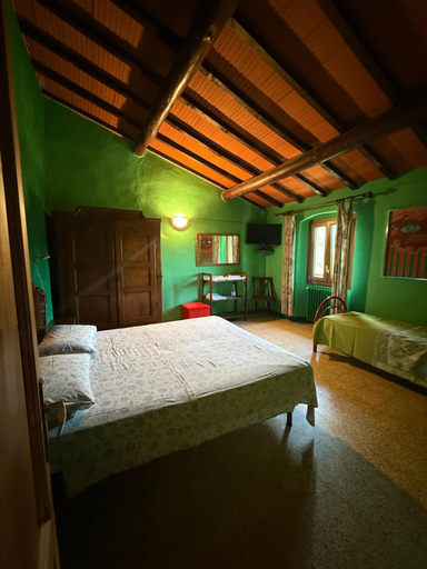 Bedroom 2, Tenuta Selvaggia, Florence