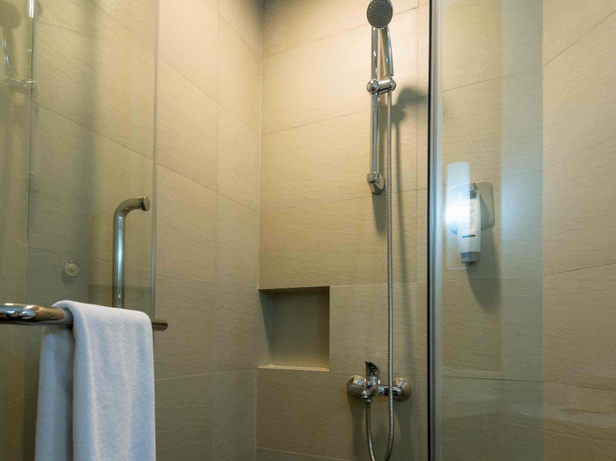 Bathroom 5, ibis Saigon South, District 7