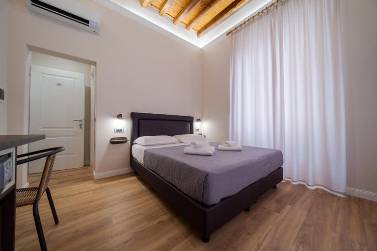 Bedroom 5, Aurea Colosseum Guest House, Roma