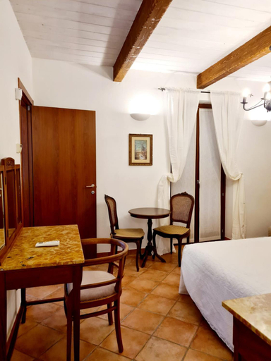 Bedroom 2, Villa Gallina, Cuneo