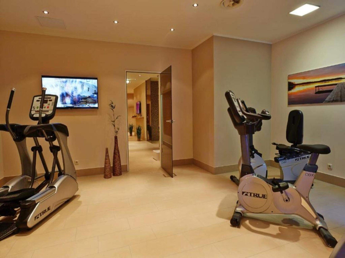 Fitness facility 3, 2 Person Holiday Park Home in Hannover, Region Hannover