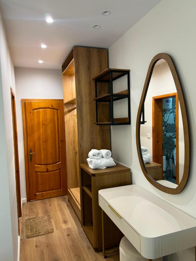 Bedroom 1, Riza Hotel Restorant, Tiranës