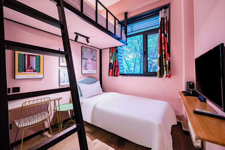 Room 2, Beijing xiyou hotel, Beijing