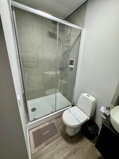 Bathroom 3, Готель WeLKoMe, Verkhovyns'kyi