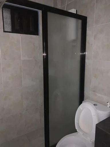Bathroom 3, Nassim hotel and beach resort, Santa Ana