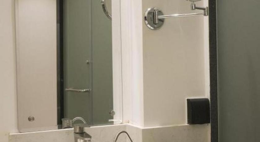 Bathroom 3, Chaozhou Sunshine Boutique Hotel, Chaozhou