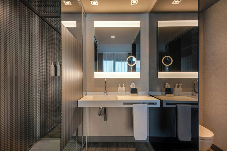 Bathroom 4, AC Hotel Atocha by Marriott, Madrid