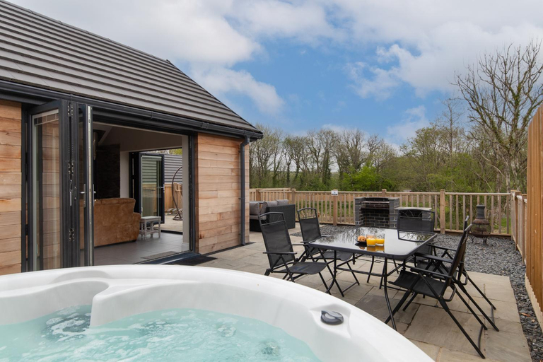 Sport & Beauty, Elm Tree Cottage, Pembrokeshire