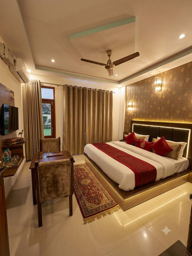 Others 3, Hotel Kaanha Residency, Garhwal