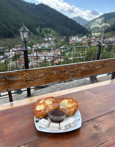 Food & Drinks, Къща за гости Изгрев, Devin