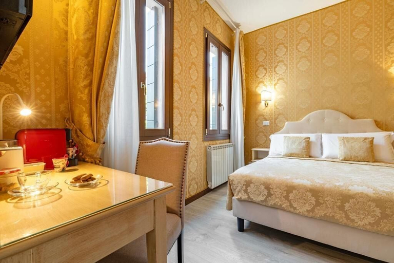 Bedroom 5, Ca' Beatrice, Venezia
