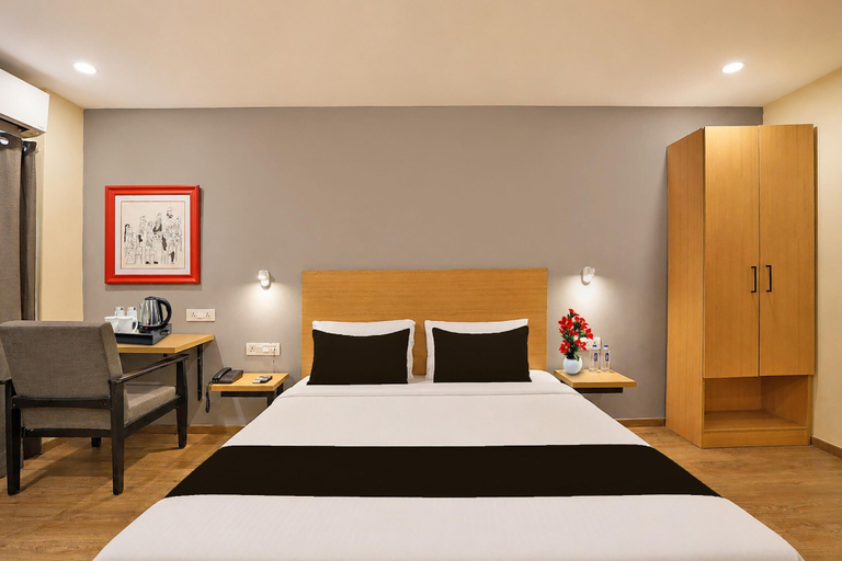 Room 4, Classic Hotel Neelkanth inn, Ahmadabad