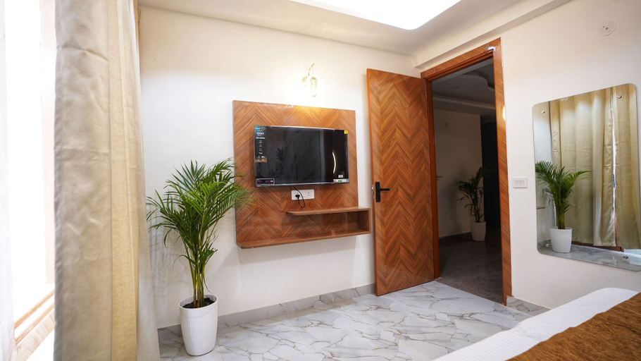 Room 2, Anvi Residency - PG For Girls, Gurgaon