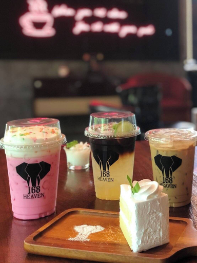 Food & Drinks 5, THE AIYARARIN RESORT, Muang Phitsanulok
