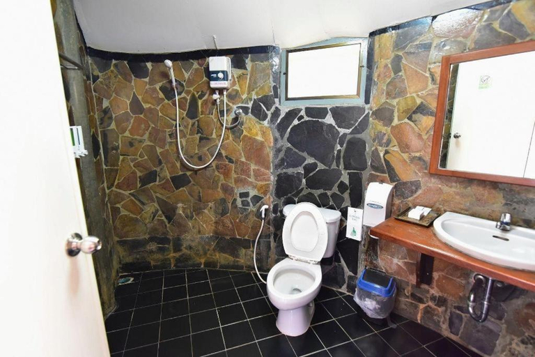 Bathroom 4, Koh Ngai Resort, Ko Lanta