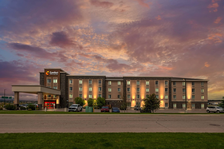 Exterior & Views 3, Comfort Inn & Suites Airport North, Division No. 6
