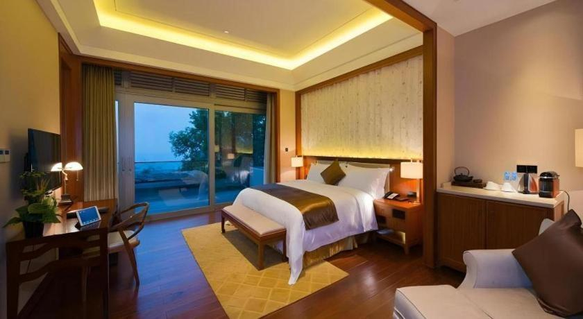 Bedroom 3, The Dreamland Resort, Zhuhai