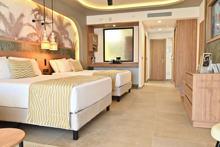 Bedroom 4, Hotel Riu Palace Peninsula - All Inclusive, Benito Juárez