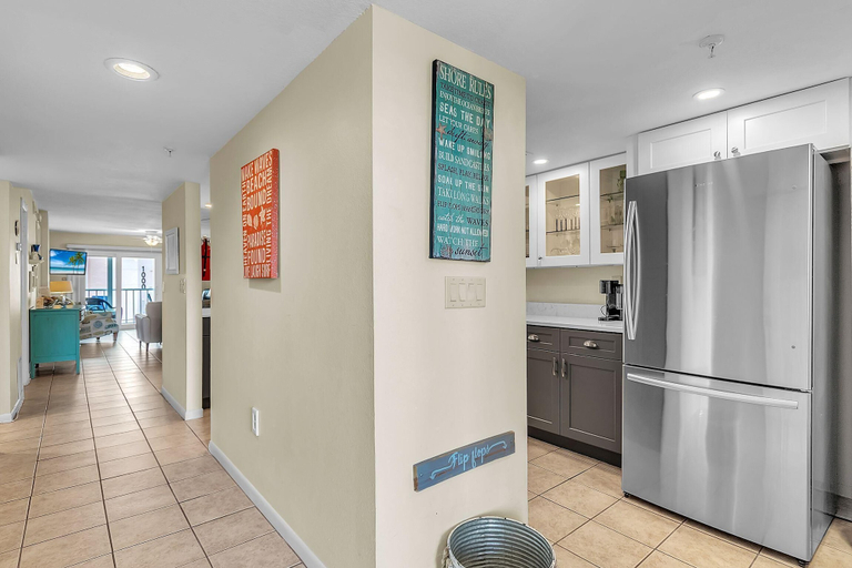 Private kitchen 2, Shalimar 302, Pinellas