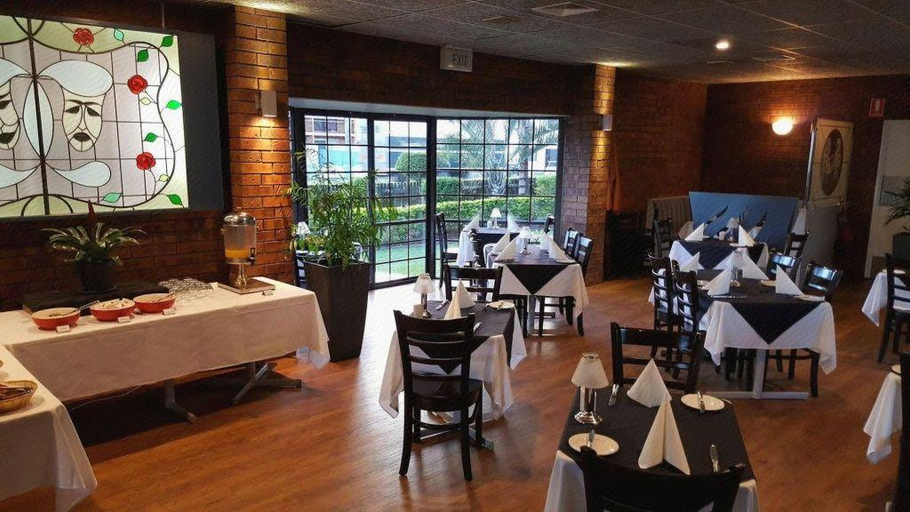 Food & Drinks 5, Shakespeare Motel, Mackay - Pt A