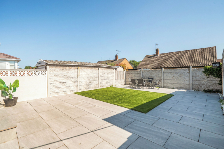 Others 3, 3-beds, Sleeps 6 Walking Distance to Castle & Town, Conwy