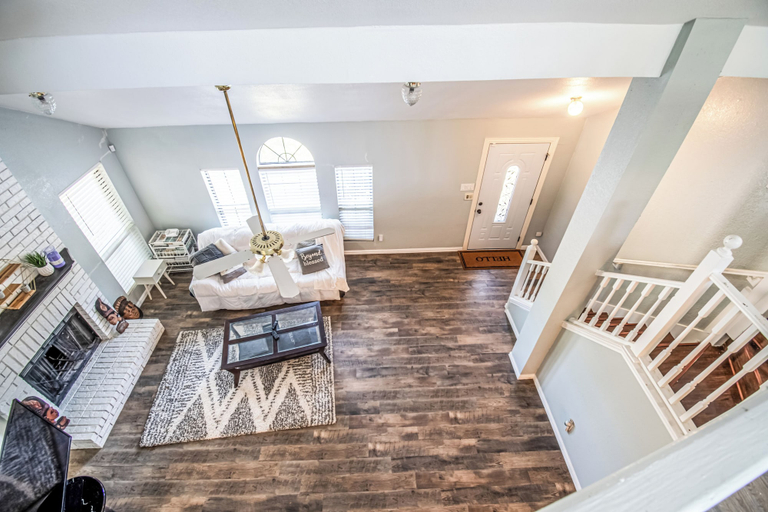 Living area 3, Deevine Homes - Private Bedrooms with Shared Bathroom, Denton