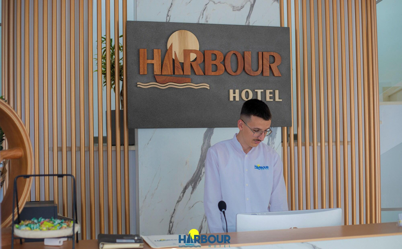 Public Area 2, Harbour Hotel, Sarandës