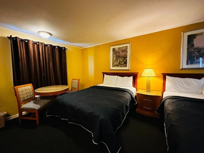 Bedroom 2, Skyline Inn, Atlantic