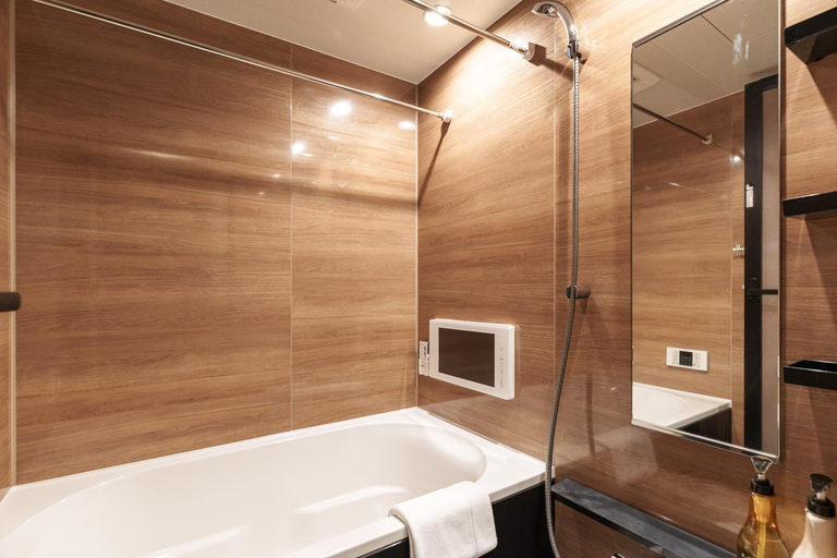 Bathroom 3, INOVA Kanazawa, Kanazawa