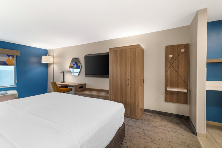 Bedroom 4, Holiday Inn Express BIDDEFORD by IHG, York
